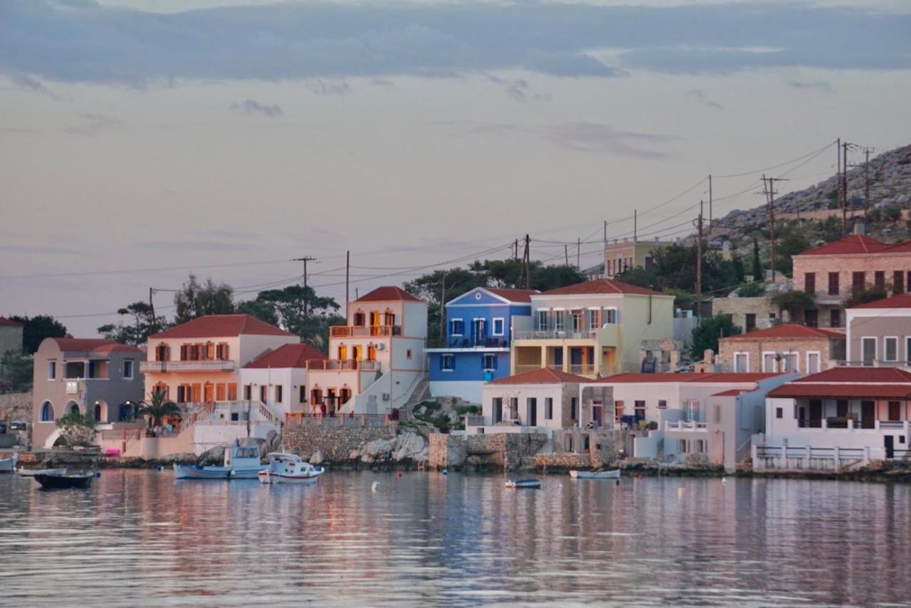 Porphyra Studio Chalki Town Buitenkant foto